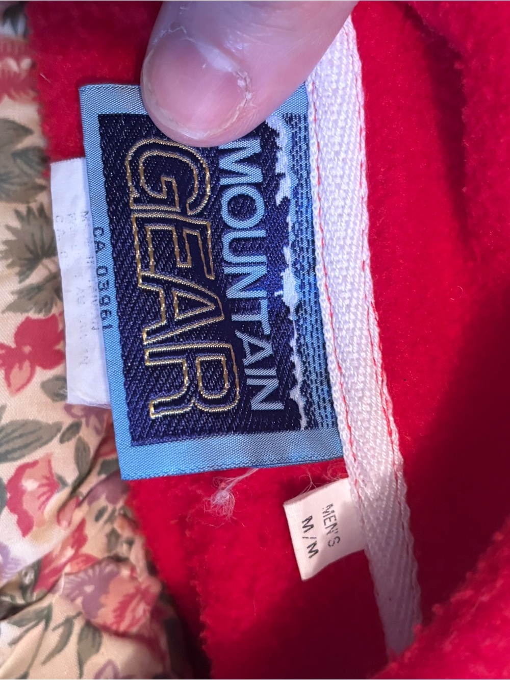 Vintage Red Fleece Pullover with Blue Trim - Picture 5 of 9
